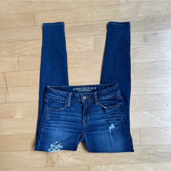 American Eagle Jeans - Jegging - Size 2 - Picture 3 of 6